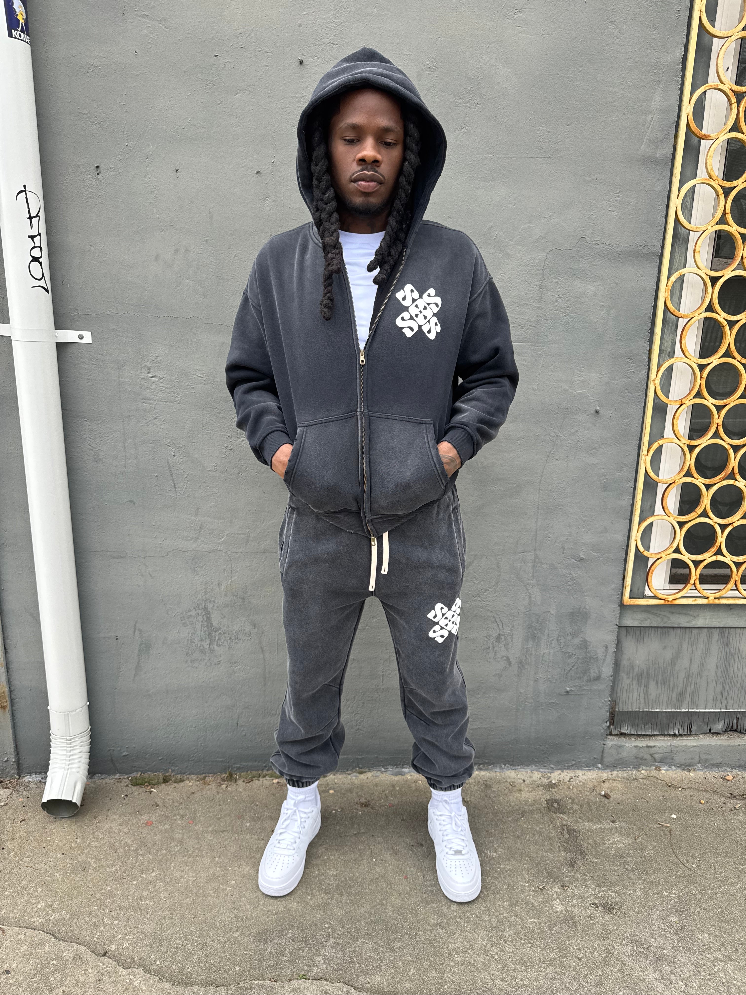 SOS BLACK Leisure Jogging Set