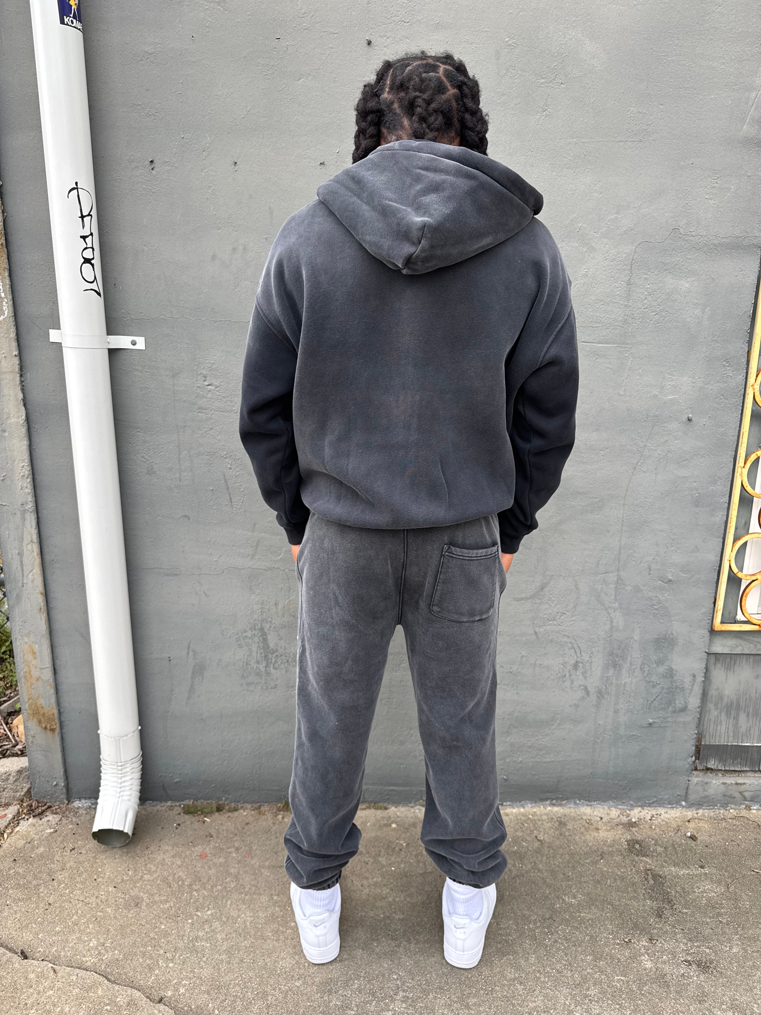 SOS BLACK Leisure Jogging Set